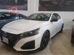 نيسان ألتيما